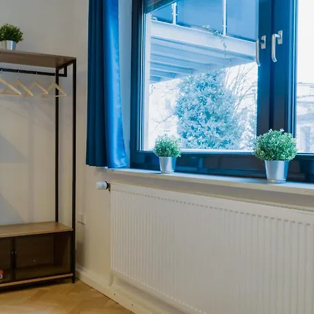 Appartement Charmant, Zentral Mit Parkplatz *