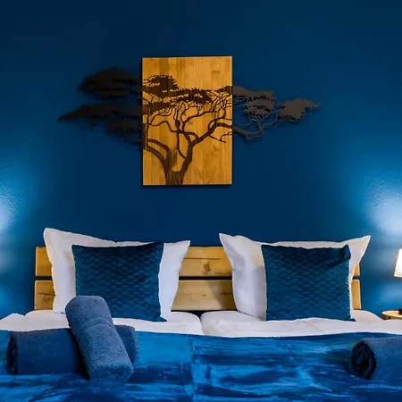 Charmant, Zentral Mit Parkplatz Lejlighed