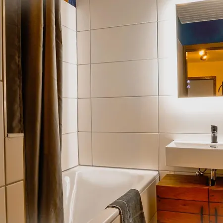 Charmant, Zentral Mit Parkplatz * Ulm