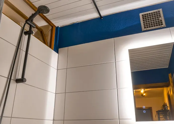 Appartement Charmant, Zentral Mit Parkplatz *