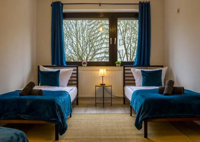 Charmant, Zentral Mit Parkplatz Ulm