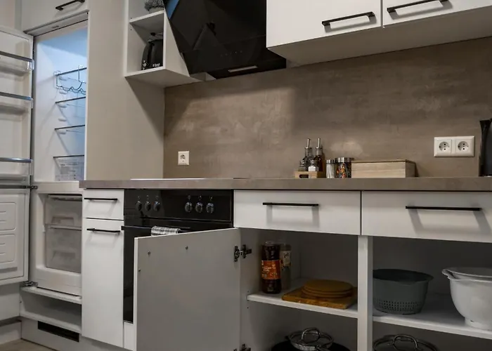 Appartement Charmant, Zentral Mit Parkplatz